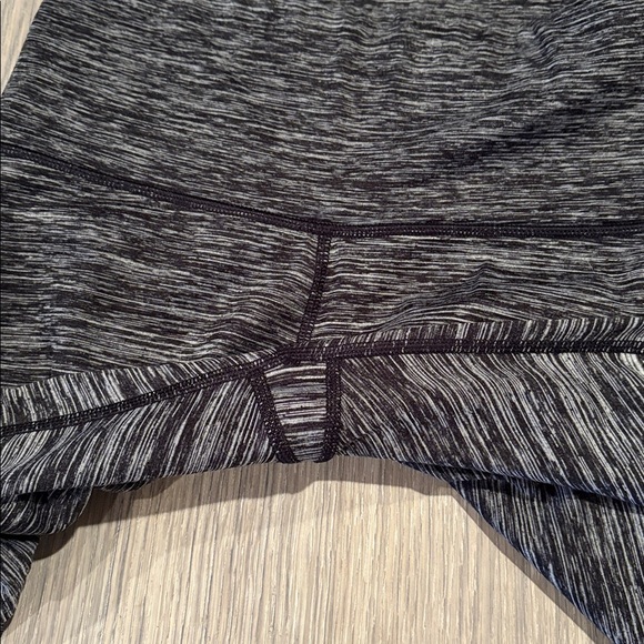 Aerie Chill Play Move Ombre Gray Leggings Size M 28” Inseam - Picture 4 of 8